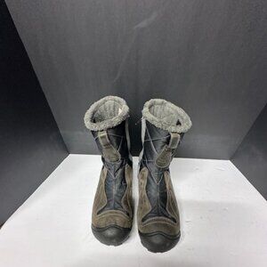 Keen Betty Pull On Zip Side Boots Woman's Size 8.5